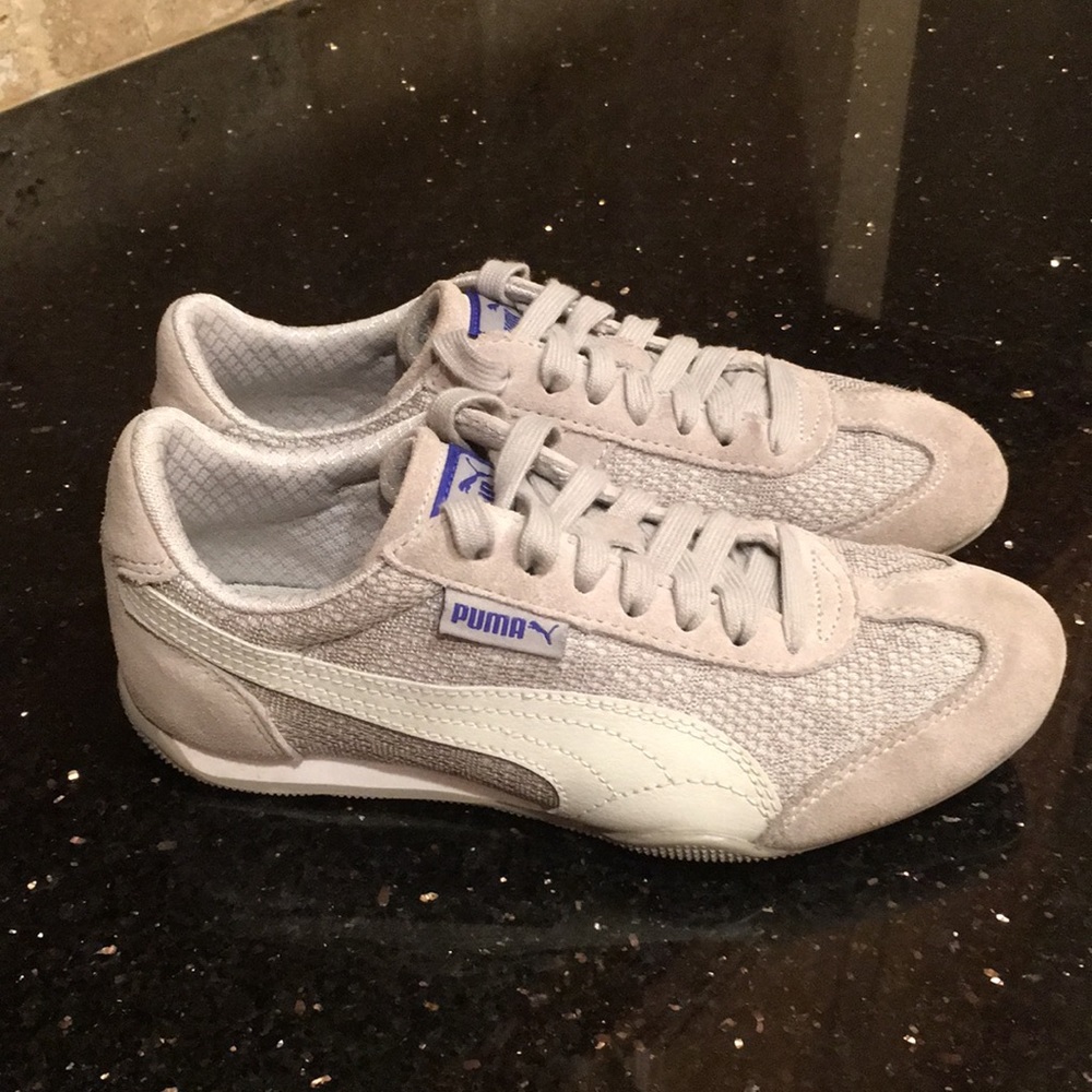 Puma Women’s Sneakers Size 6 Like New! More like